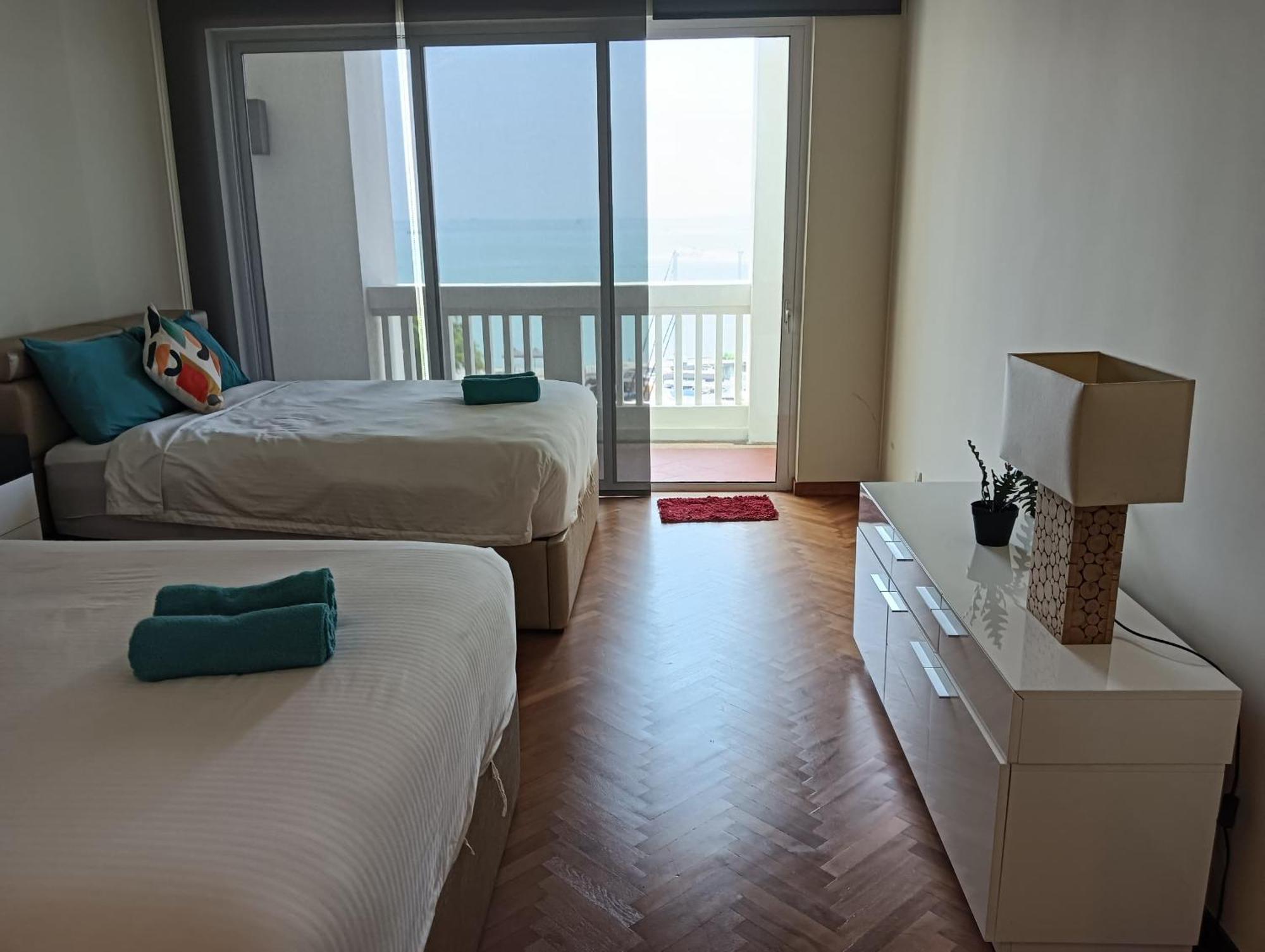Straits Quay Marina Suites Penang By Aurorahomes Bagan Jermal Luaran gambar