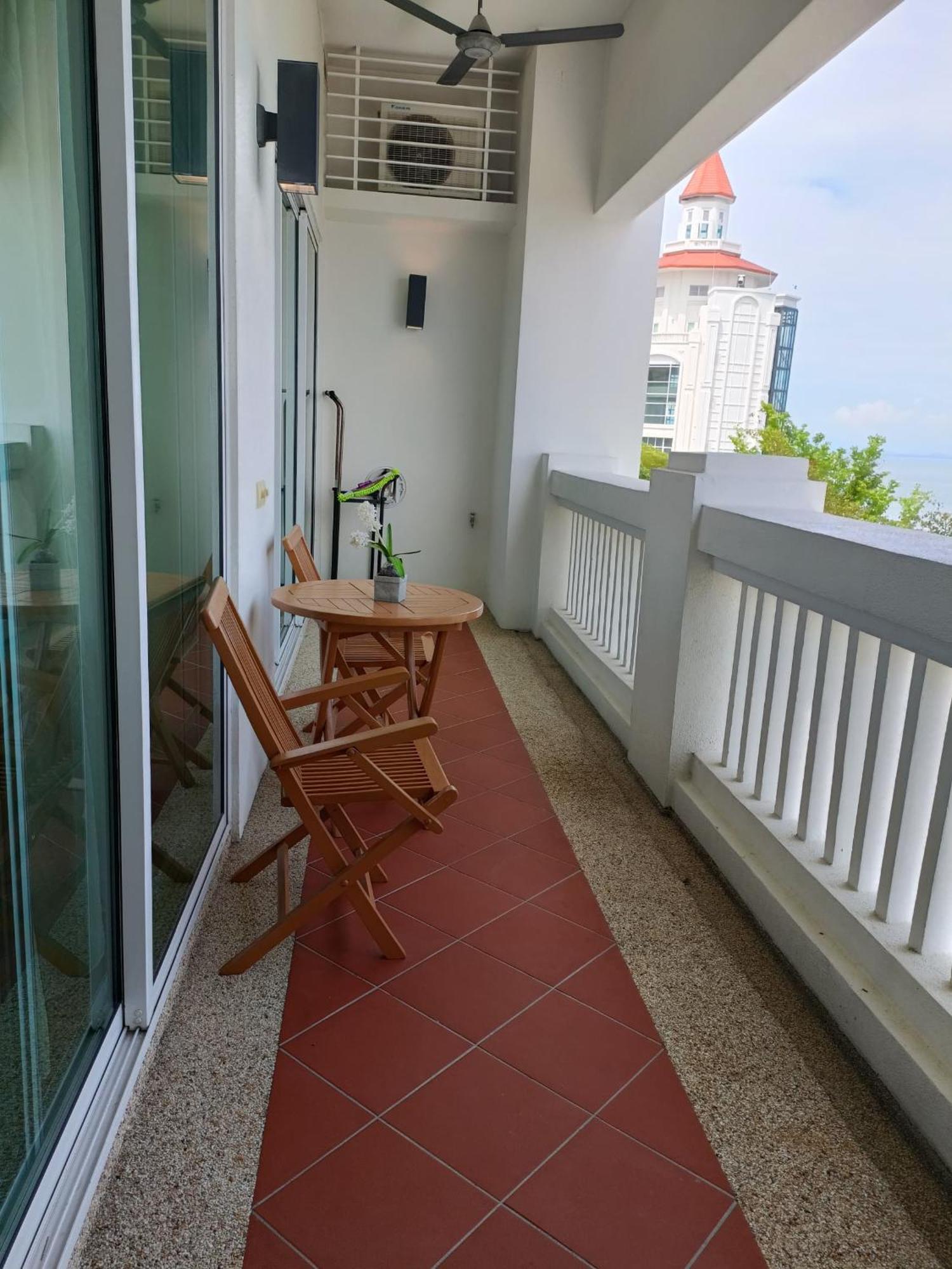 Straits Quay Marina Suites Penang By Aurorahomes Bagan Jermal Luaran gambar