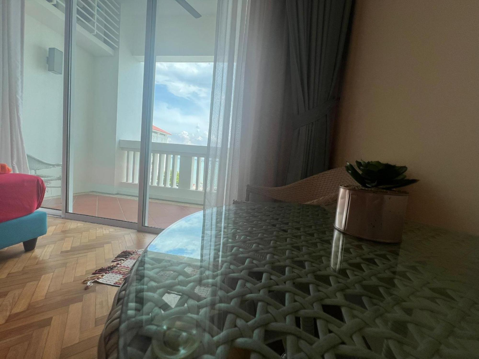 Straits Quay Marina Suites Penang By Aurorahomes Bagan Jermal Luaran gambar