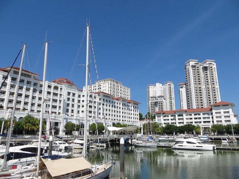 Straits Quay Marina Suites Penang By Aurorahomes Bagan Jermal Luaran gambar